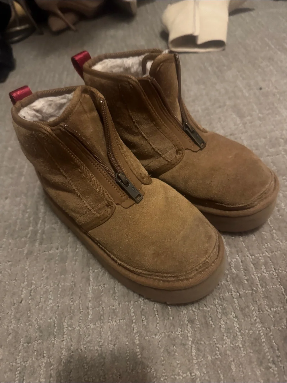 UGG Kids Chestnut Suede Front-Zip Shearling Boots